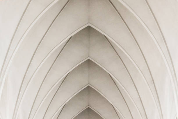 arches in a modern church - church interior imagens e fotografias de stock