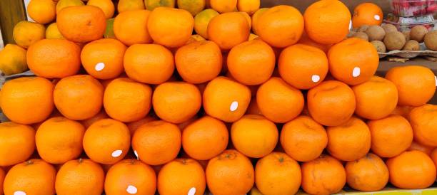 istock fruits in Indian market 1140397968
