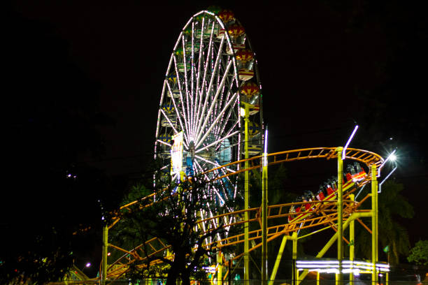 istock The Giant Park Wheel 1140411171