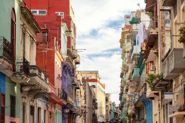 istock colorful havana 1140442110