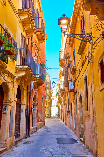 istock Old street in Syracuse 1140452550