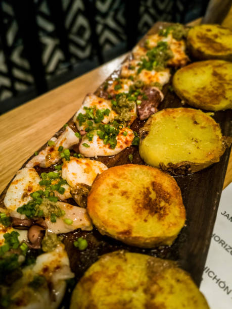 istock Octopus with grilled potatoes 1140477081