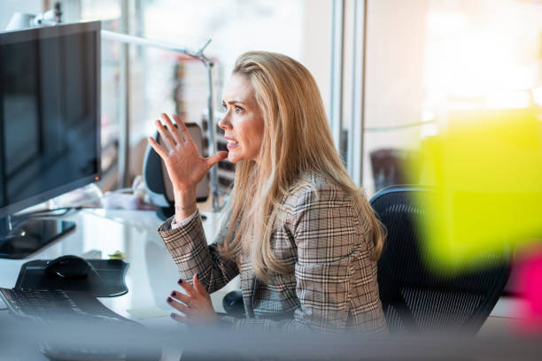 istock Business woman working at the office 1140500429