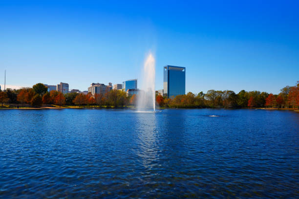 istock Houston Hermann park Mcgovern lake 1140536408