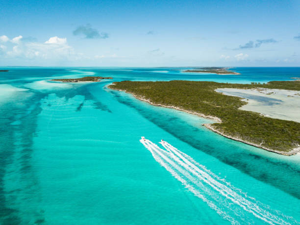 Drohnenvogelblick von exuma in den Bahamas. Sommervaction – Foto