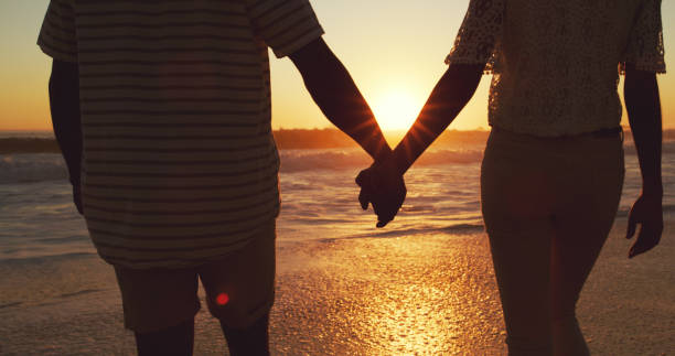 istock Our love is deeper than the ocean 1140555790