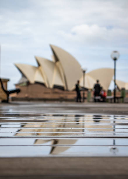 sydney opera house - bay sydney australia opera house australia imagens e fotografias de stock