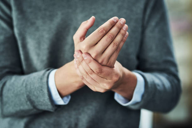 istock My wrist is worrying me 1140570976