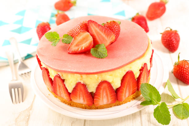 istock delicious strawberry cake 1140572192