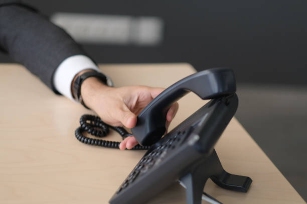 istock Hand of a man with a  telephone 1140598206