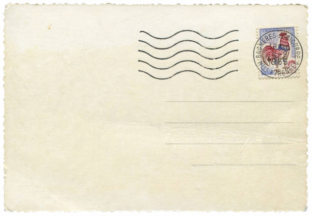 postal vintage enviada desde francia en 1966, un muy buen fondo para cualquier uso de las comunicaciones históricas de la postal. - postage stamp postmark mail paris france fotografías e imágenes de stock