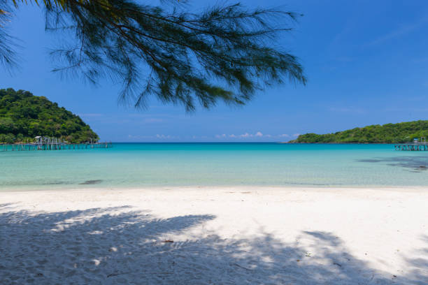 istock Tropical sea on sunny day. 1140617253