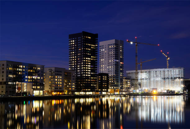 istock Modern apartment buildings, night scen 1140636955