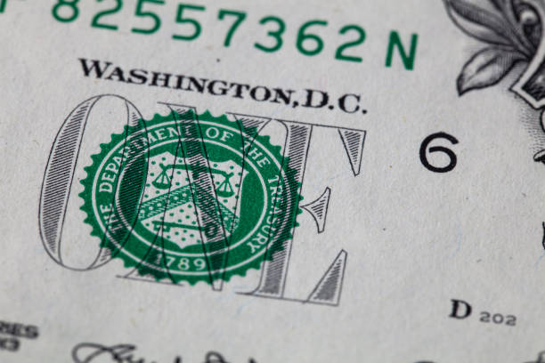 istock Closeup of front side of 1 dollar bill 1140640199
