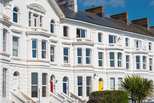 istock Seaside housing on the south Devon coast UK 1140640379