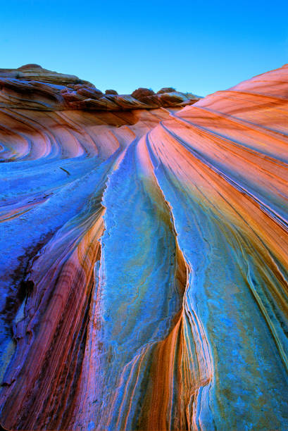 sandstone prism 5 - rock strata natural pattern abstract scenics imagens e fotografias de stock