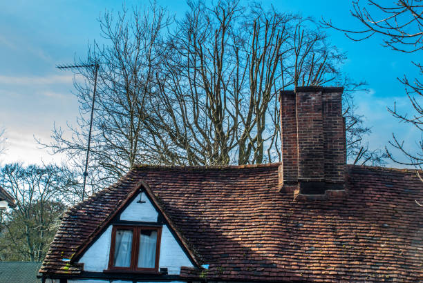 istock The sunlight that shines through the roof house 1140683140