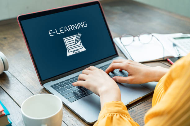 e-learningu. zajęcia online. - online lesson zdjęcia i obrazy z banku zdję�ć