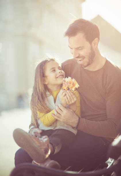 istock Dad, do you love pizza? 1140719654