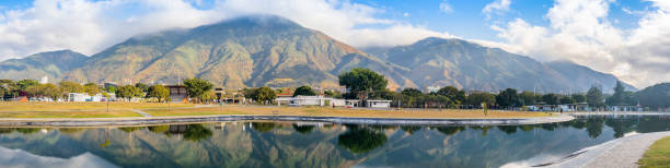 istock Panoramic view of a sunrise at Parque del Este With El Avila. Venezuela 1140823618