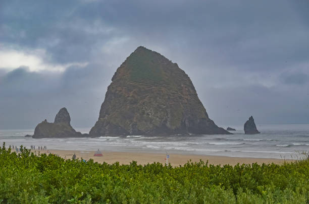 istock Oregon Cannon Beach  at and near Haystack rock 1140824162