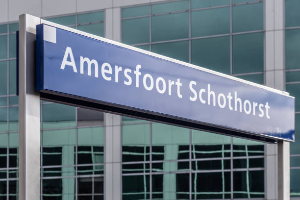 istock Amersfoort Scotland railway station Perron 1140831660