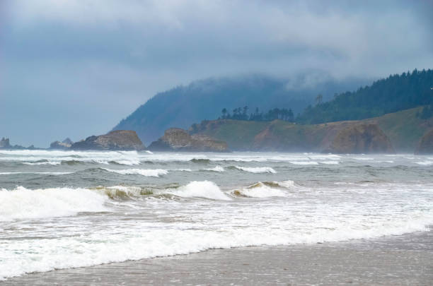 istock Oregon Cannon Beach  at and near Haystack rock 1140849329