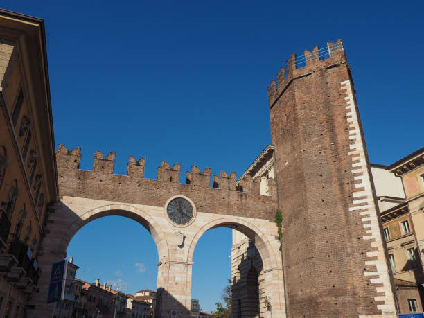 istock Gates of bra gate in Verona 1140950256