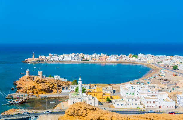 vista aérea da cidade al ayjah de omani - oman town arabia arabian peninsula - fotografias e filmes do acervo