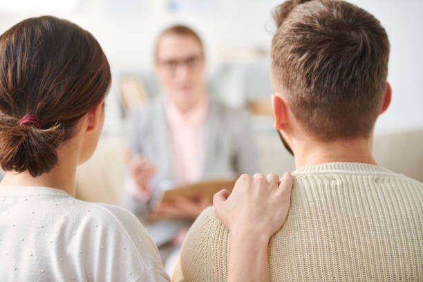 istock Couple visiting psychotherapist 1140973972