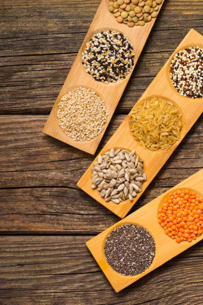 쌀, 곡물, 시리얼 생 식품 - processed grains rice variation in a row 뉴스 사진 이미지