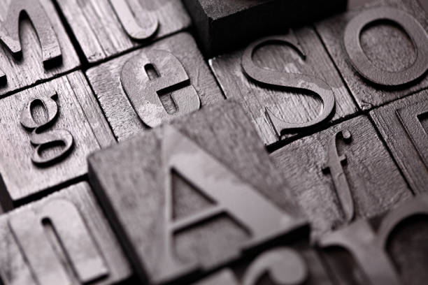 blocchi di letterpress neri - compositore tipografico foto e immagini stock