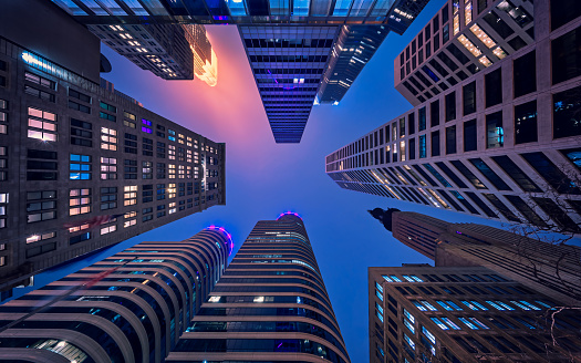 minneapolis looking up