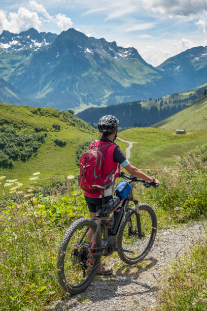 istock Mountainbiking the  Arlberg mountains 1141036499