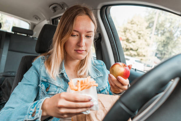 istock Healthy or fast food? 1141081297