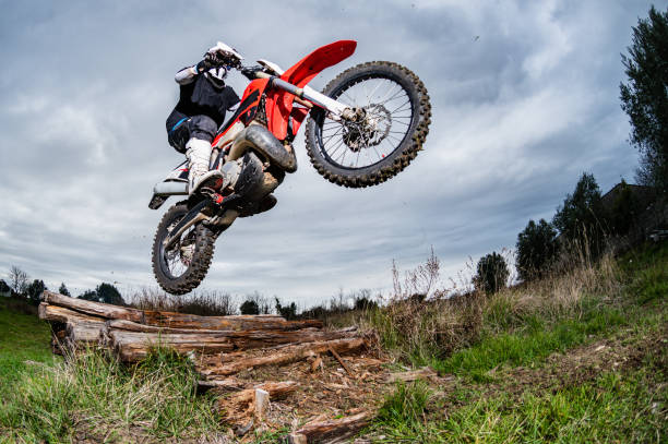istock Enduro bike rider 1141086773