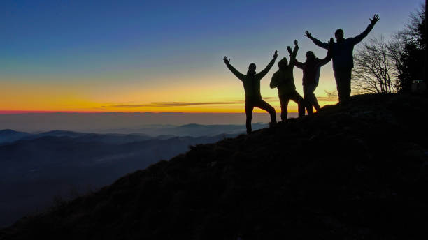 istock Friends in the mountains 1141162319