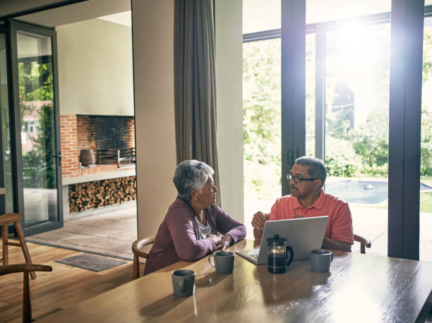 istock Connect to the world as it currently is 1141194414