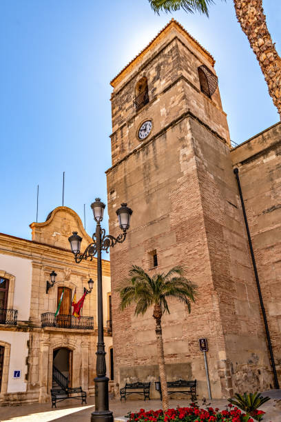 vista da cidade velha vera em almeria, a andaluzia, spain. - spain tower town square andalusia - fotografias e filmes do acervo