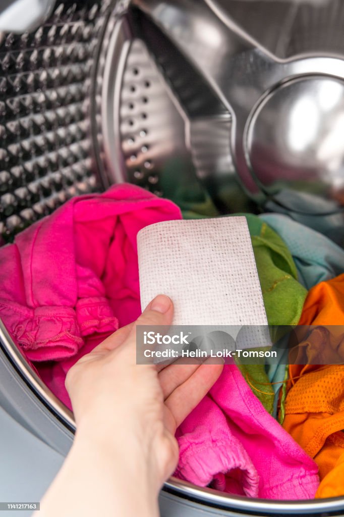 https://media.istockphoto.com/id/1141217163/photo/woman-hand-put-color-absorbing-sheet-inside-a-washing-machine-allows-to-wash-mixed-color.jpg?s=1024x1024&w=is&k=20&c=1VJUZJPtM3dkPq5koy7ebUpxuQ7sjwR9WntOerXdUag=