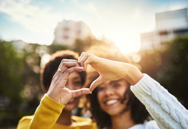 istock Some friendship are imprinted on our hearts 1141250334