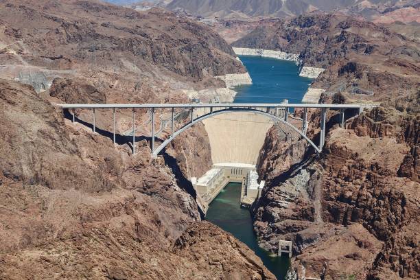 istock HOOVER DAM AERIAL 1141323829
