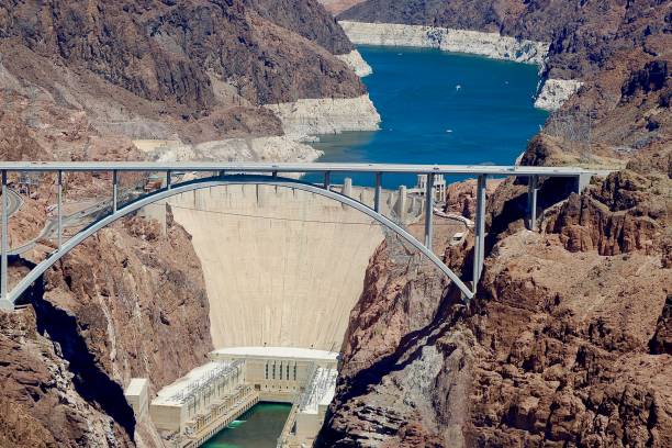 istock HOOVER DAM AERIAL 1141323849