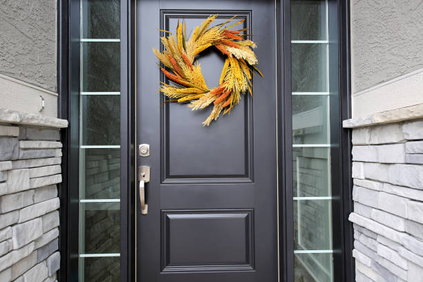 istock Black Front Door Autumn Wreath 1141331975