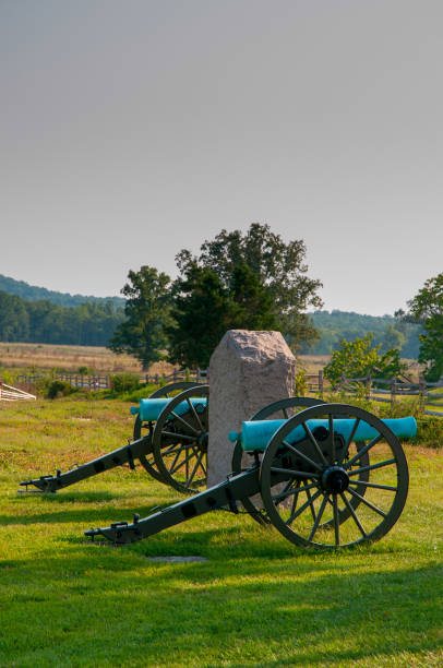 istock Union Cannon Cemetery Ridge 1141347824