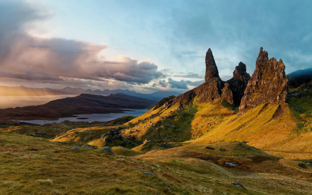 istock Sunrise over Old Man of Storr 1141386880