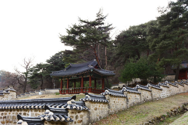 istock Korean heritage palace 1141402890