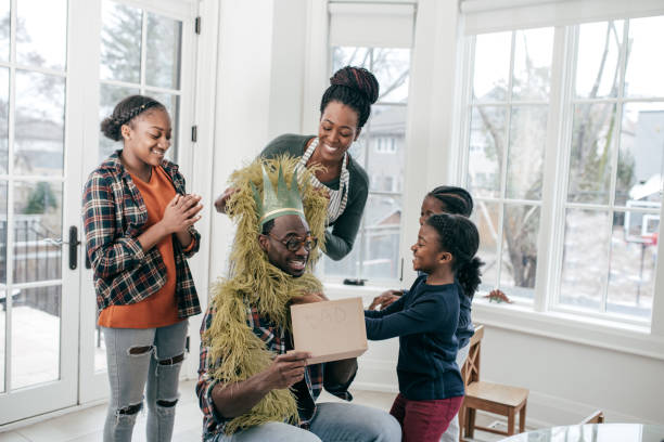 istock Family greeting the dad 1141446171