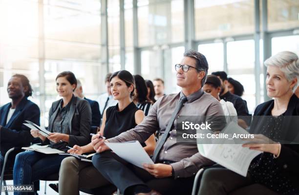 Foto de Tire Suas Anotações E Deixe O Aprendizado Começar e mais fotos de stock de Curso de treinamento - Curso de treinamento, Aprender, Negócios