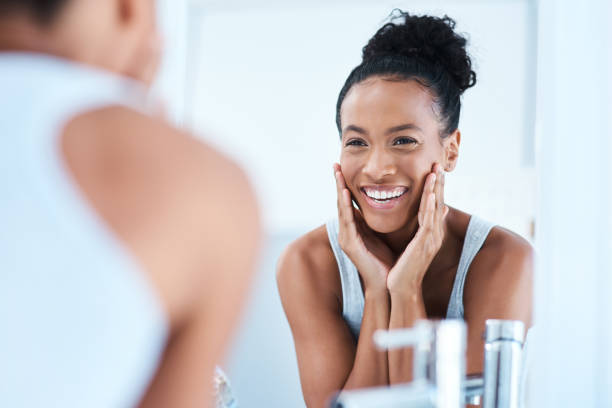 istock My skin never looked this great! 1141472029